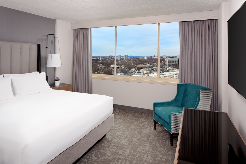 Hyatt Regency Boston/Cambridge — Hotel rooms in Cambridge, Massachusetts