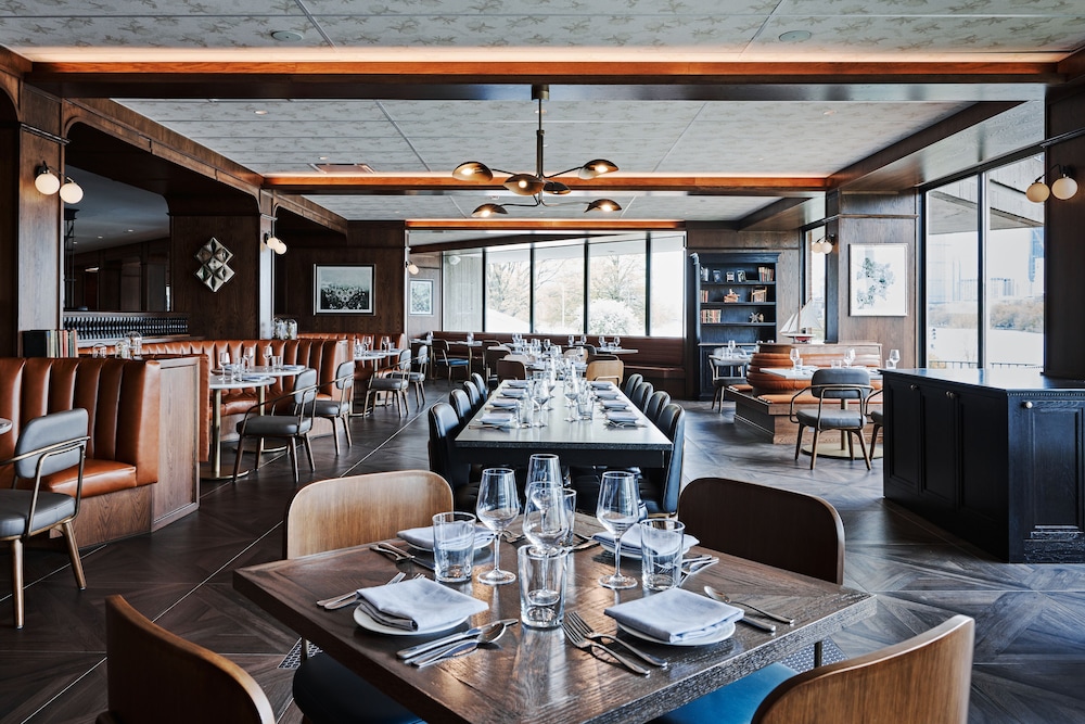 Hyatt Regency Boston/Cambridge — Restaurant & bars in Cambridge, Massachusetts