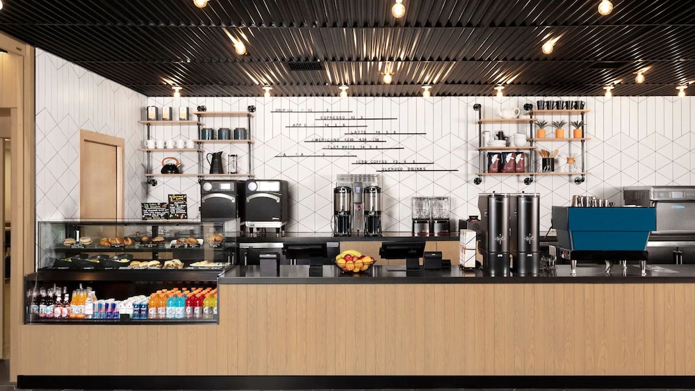 Hyatt Regency Boston/Cambridge — Restaurant & bars in Cambridge, Massachusetts