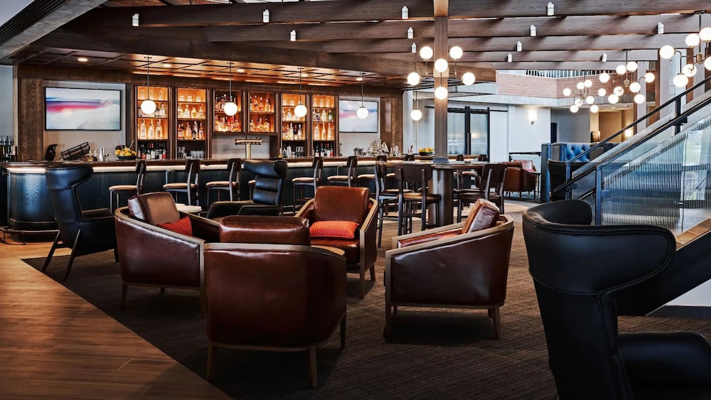 Hyatt Regency Boston/Cambridge — Restaurant & bars in Cambridge, Massachusetts