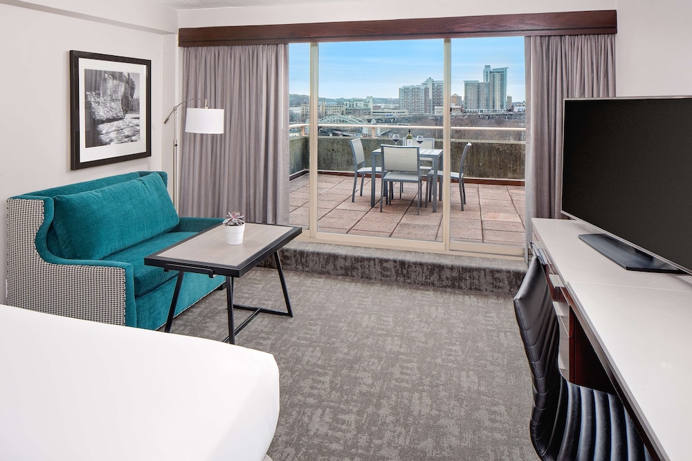 Hyatt Regency Boston/Cambridge — Hotel rooms in Cambridge, Massachusetts
