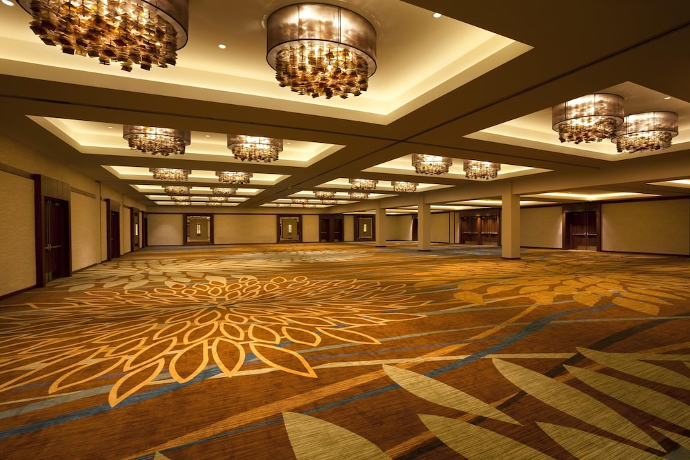 Hyatt Regency Orange County — Hotel building in Garden Grove, California