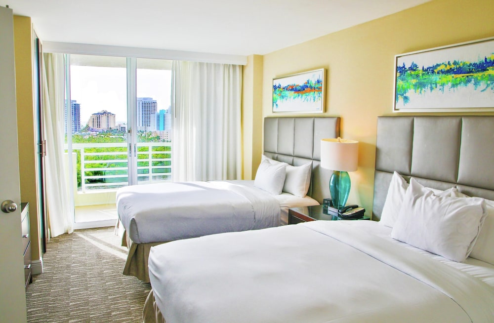 GALLERYone- A DoubleTree Suites by Hilton Hotel — Hotel rooms in Fort Lauderdale, Florida
