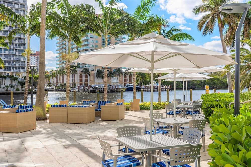 GALLERYone- A DoubleTree Suites by Hilton Hotel — Restaurant & bars in Fort Lauderdale, Florida