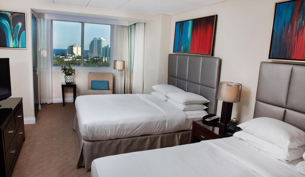 GALLERYone- A DoubleTree Suites by Hilton Hotel — Hotel rooms in Fort Lauderdale, Florida
