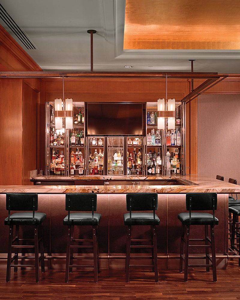 Four Seasons Hotel San Francisco — Restaurant & bars in San Francisco, California