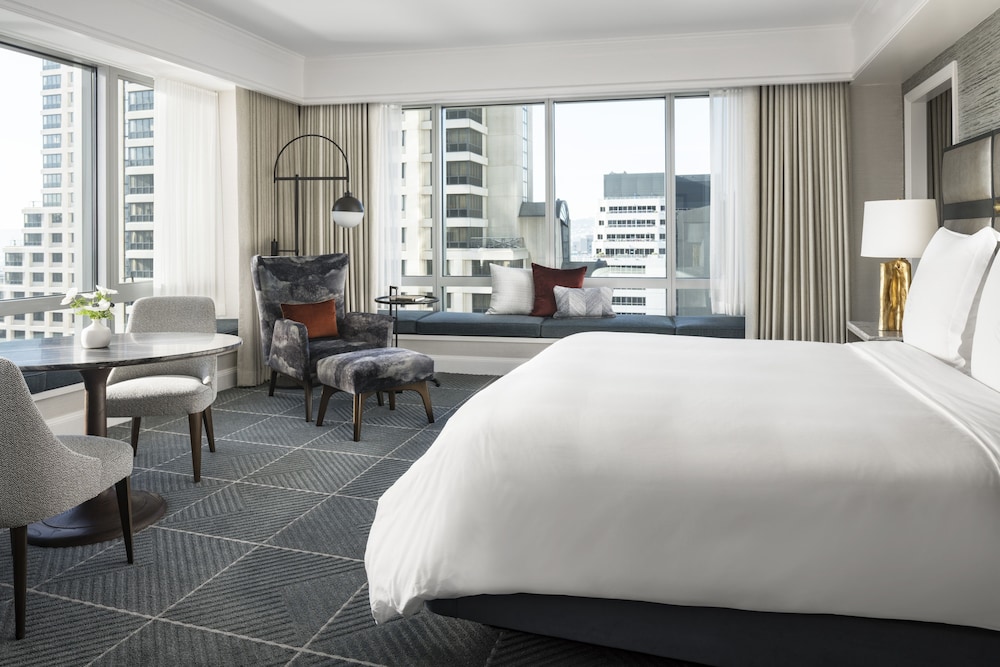 Four Seasons Hotel San Francisco — Hotel rooms in San Francisco, California
