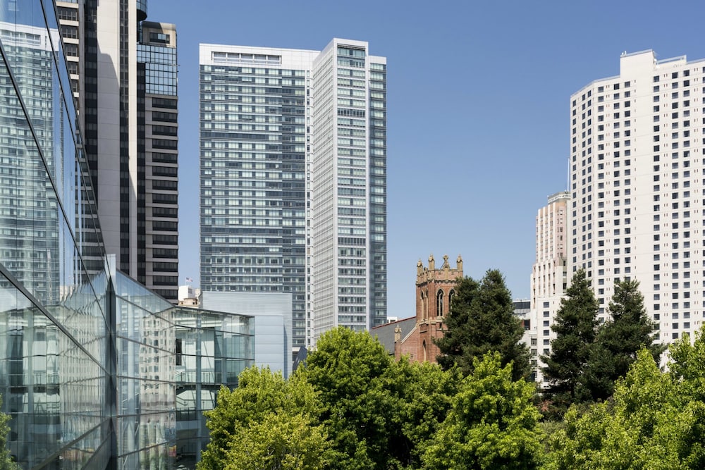 Four Seasons Hotel San Francisco — Hotel building in San Francisco, California