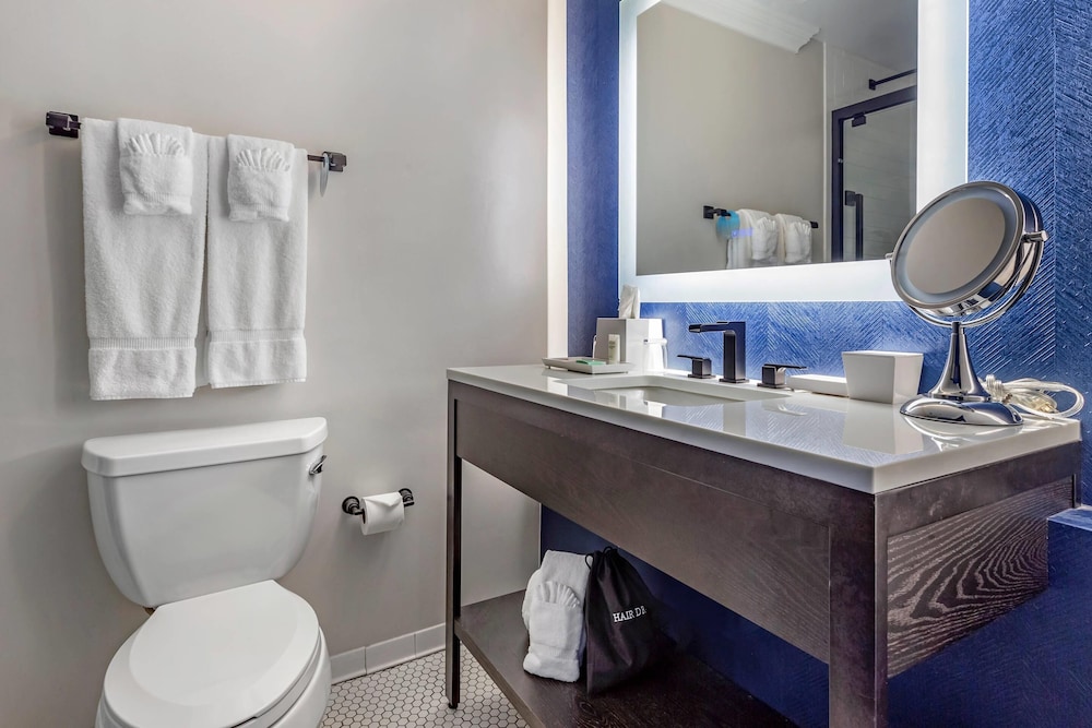 Hilton Vacation Club Hotel Blake Chicago — Hotel rooms in Chicago, Illinois