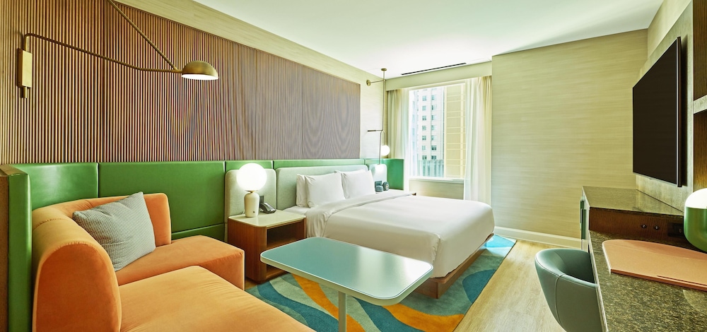 Hyatt Centric Chicago Magnificent Mile — Hotel rooms in Chicago, Illinois