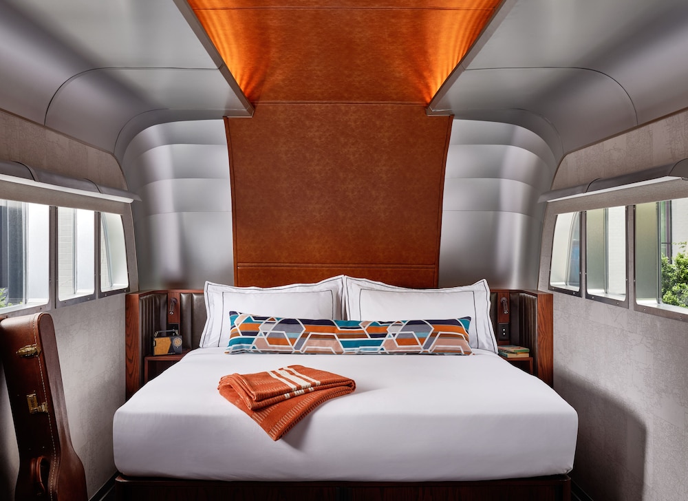 The Verb Hotel — Hotel rooms in Boston, Massachusetts