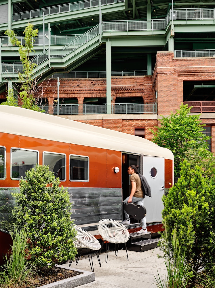 The Verb Hotel — Hotel building in Boston, Massachusetts