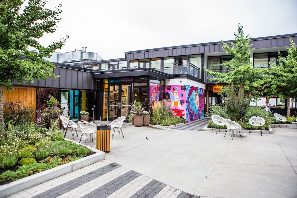 The Verb Hotel — Hotel building in Boston, Massachusetts