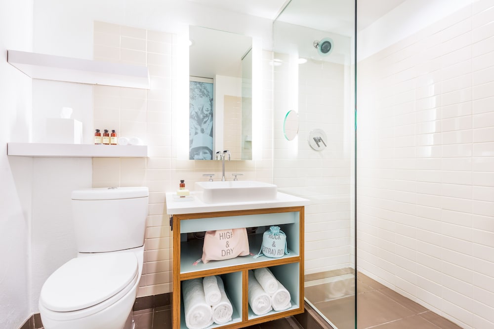 The Verb Hotel — Hotel rooms in Boston, Massachusetts