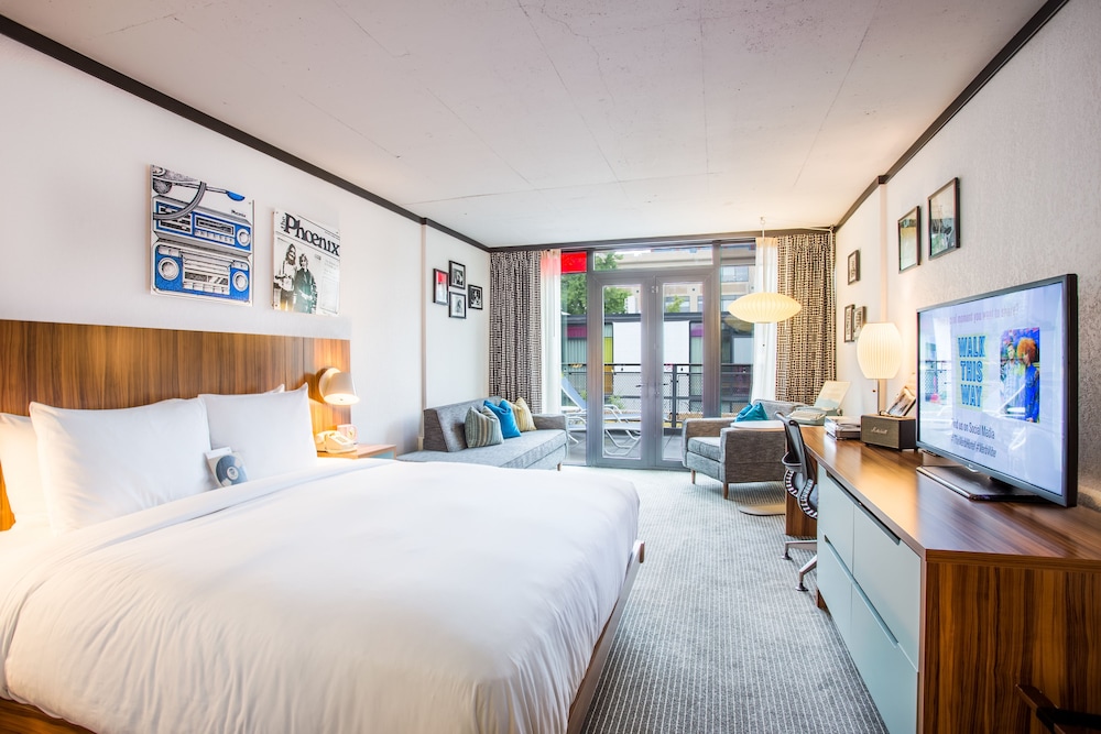 The Verb Hotel — Hotel rooms in Boston, Massachusetts
