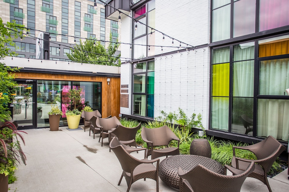The Verb Hotel — Hotel building in Boston, Massachusetts