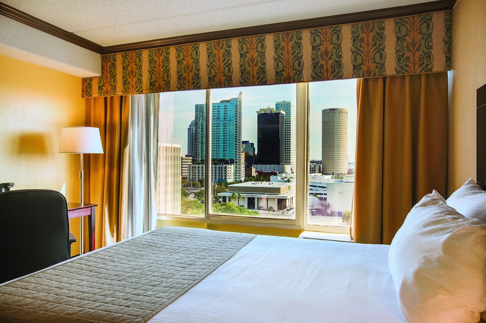 The Barrymore Hotel Tampa Riverwalk — Hotel rooms in Tampa, Florida