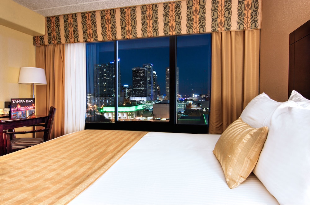 The Barrymore Hotel Tampa Riverwalk — Hotel rooms in Tampa, Florida
