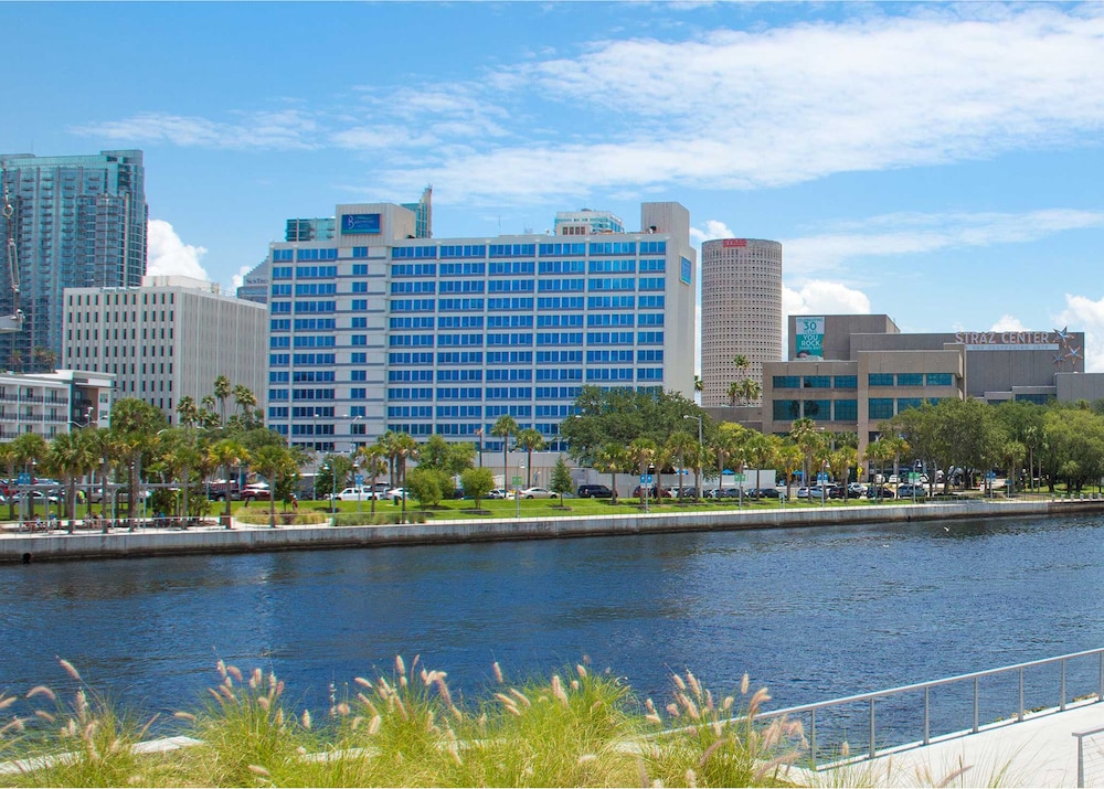The Barrymore Hotel Tampa Riverwalk — Hotel building in Tampa, Florida