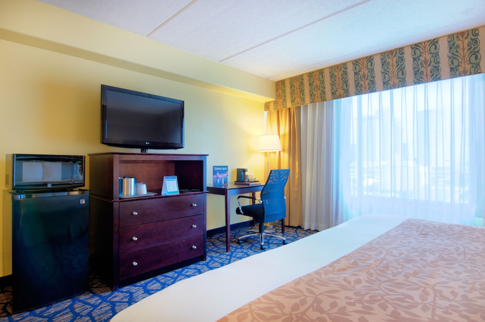 The Barrymore Hotel Tampa Riverwalk — Hotel rooms in Tampa, Florida