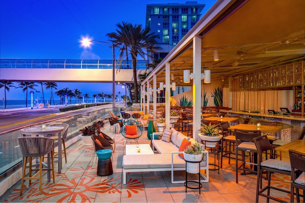 The Westin Fort Lauderdale Beach Resort — Restaurant & bars in Fort Lauderdale, Florida