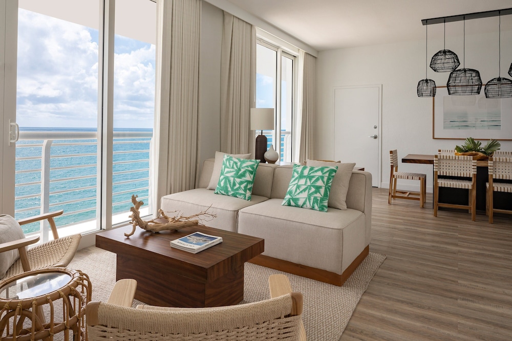 The Westin Fort Lauderdale Beach Resort — Hotel rooms in Fort Lauderdale, Florida