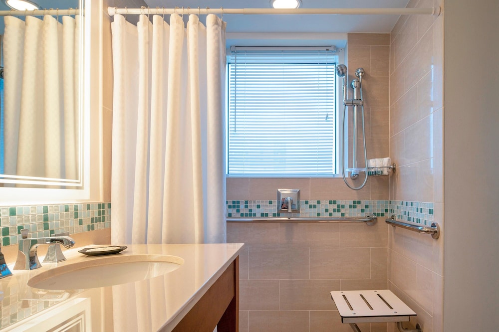 The Westin Fort Lauderdale Beach Resort — Hotel rooms in Fort Lauderdale, Florida