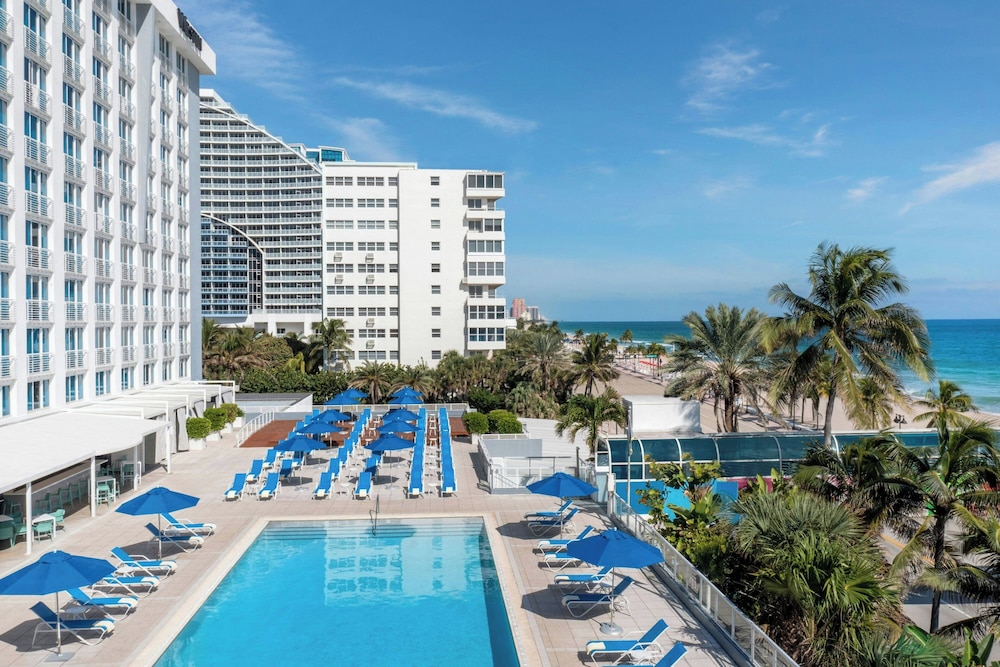 The Westin Fort Lauderdale Beach Resort — Swimming pool in Fort Lauderdale, Florida