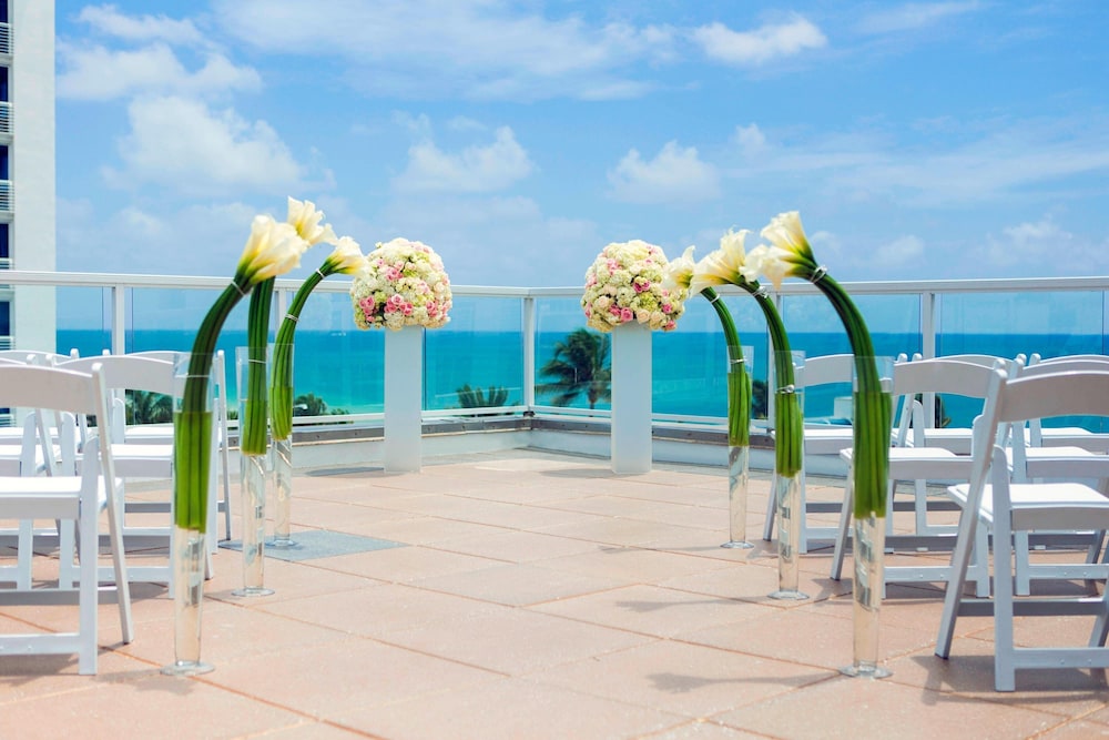 The Westin Fort Lauderdale Beach Resort — Beach in Fort Lauderdale, Florida