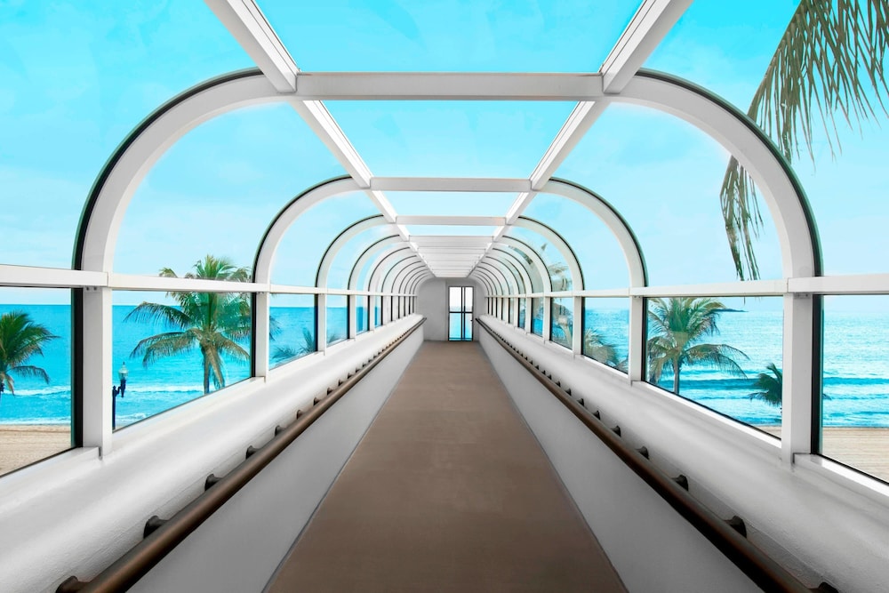 The Westin Fort Lauderdale Beach Resort — Hotel building in Fort Lauderdale, Florida