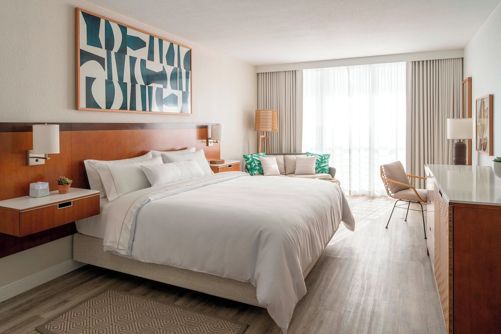 The Westin Fort Lauderdale Beach Resort — Hotel rooms in Fort Lauderdale, Florida