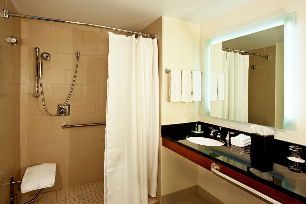 The Westin Boston Seaport District — Hotel rooms in Boston, Massachusetts