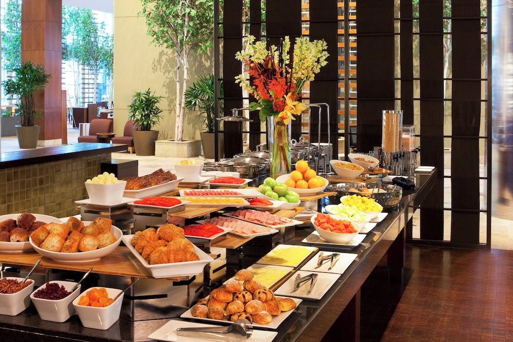 The Westin Boston Seaport District — Restaurant & bars in Boston, Massachusetts