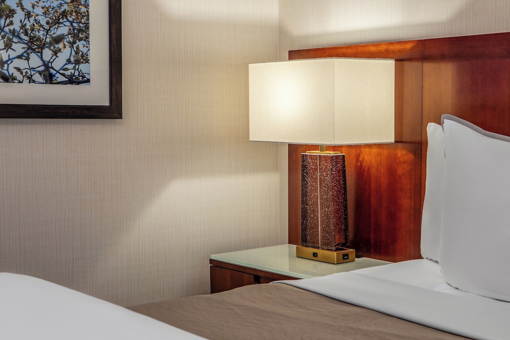 The Westin Boston Seaport District — Hotel rooms in Boston, Massachusetts