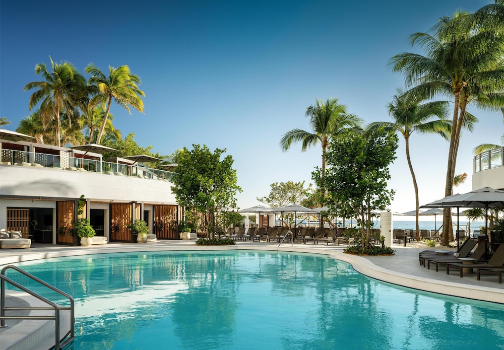 Signia by Hilton Diplomat Beach Resort — Swimming pool in Hollywood, Florida