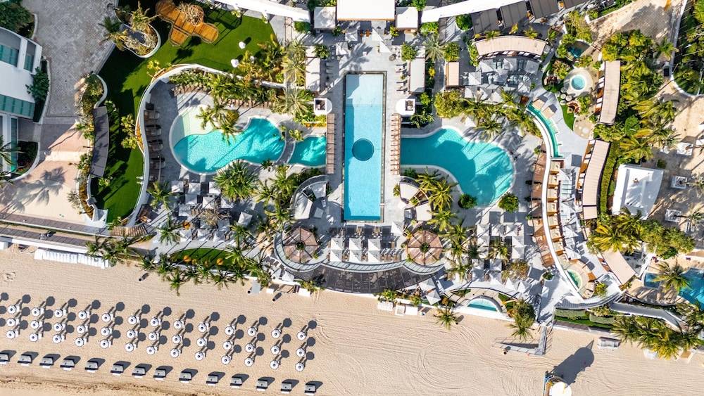 Signia by Hilton Diplomat Beach Resort — Beach in Hollywood, Florida