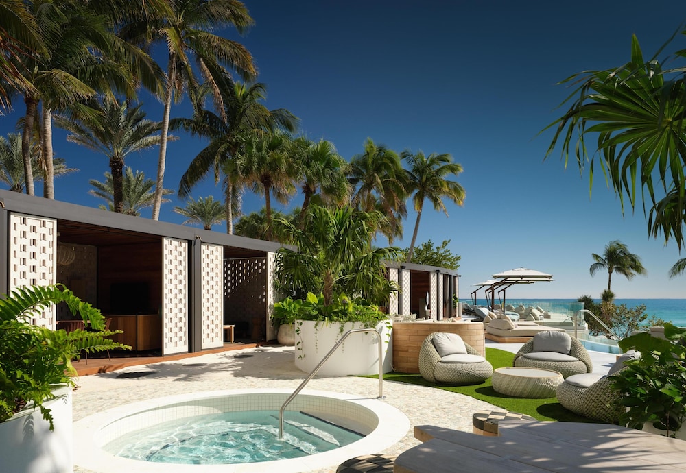 Signia by Hilton Diplomat Beach Resort — Spa in Hollywood, Florida