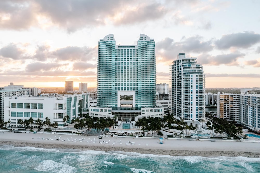 Signia by Hilton Diplomat Beach Resort — Beach in Hollywood, Florida