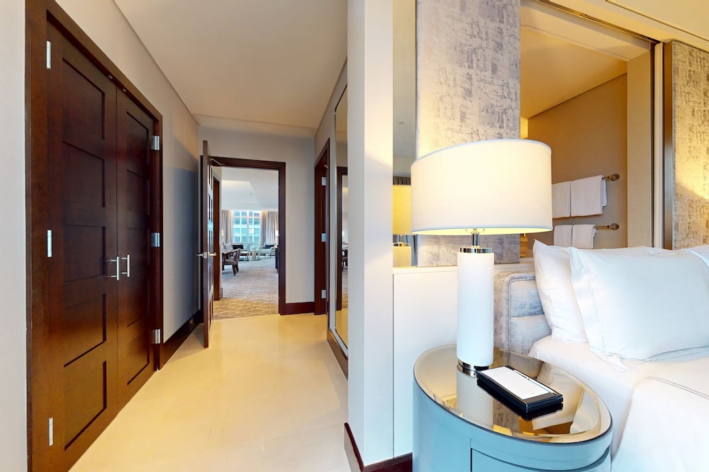 InterContinental Boston by IHG — Hotel rooms in Boston, Massachusetts
