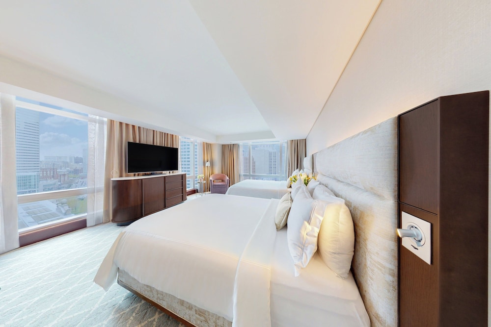 InterContinental Boston by IHG — Hotel rooms in Boston, Massachusetts