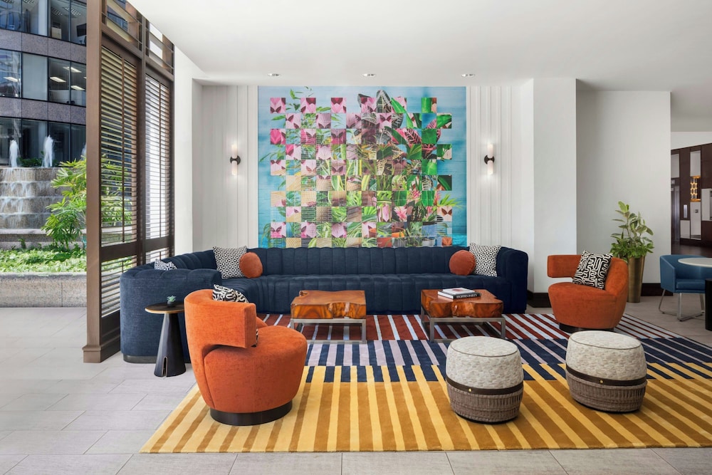 The Westshore Grand, Tampa, A Tribute Portfolio Hotel — Hotel rooms in Tampa, Florida