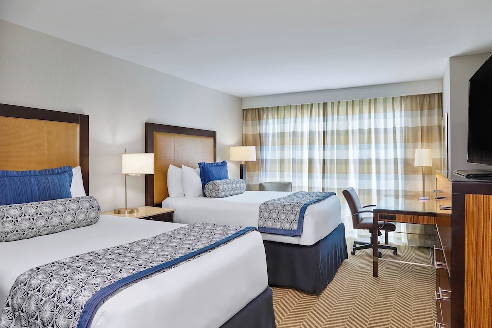 The Westshore Grand, Tampa, A Tribute Portfolio Hotel — Hotel rooms in Tampa, Florida