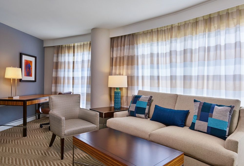 The Westshore Grand, Tampa, A Tribute Portfolio Hotel — Hotel rooms in Tampa, Florida