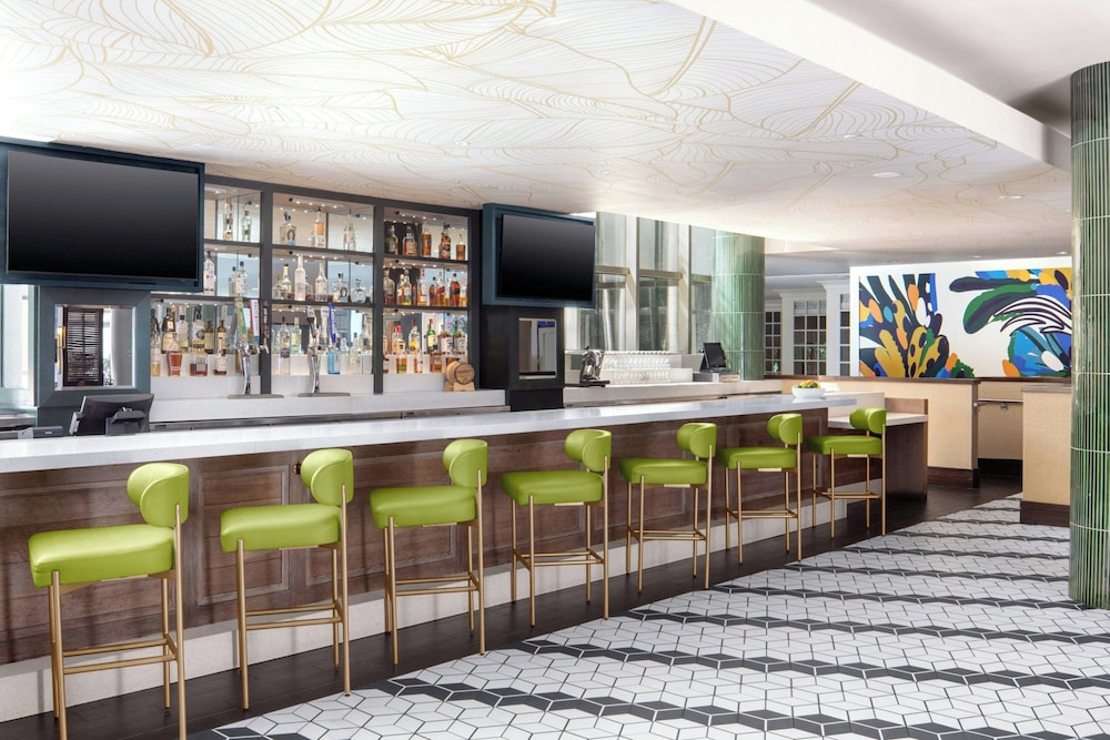 The Westshore Grand, Tampa, A Tribute Portfolio Hotel — Restaurant & bars in Tampa, Florida
