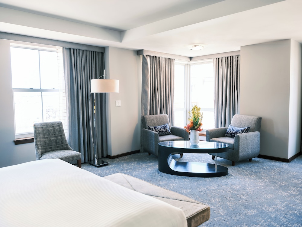 Battery Wharf Hotel, Boston Waterfront — Hotel rooms in Boston, Massachusetts