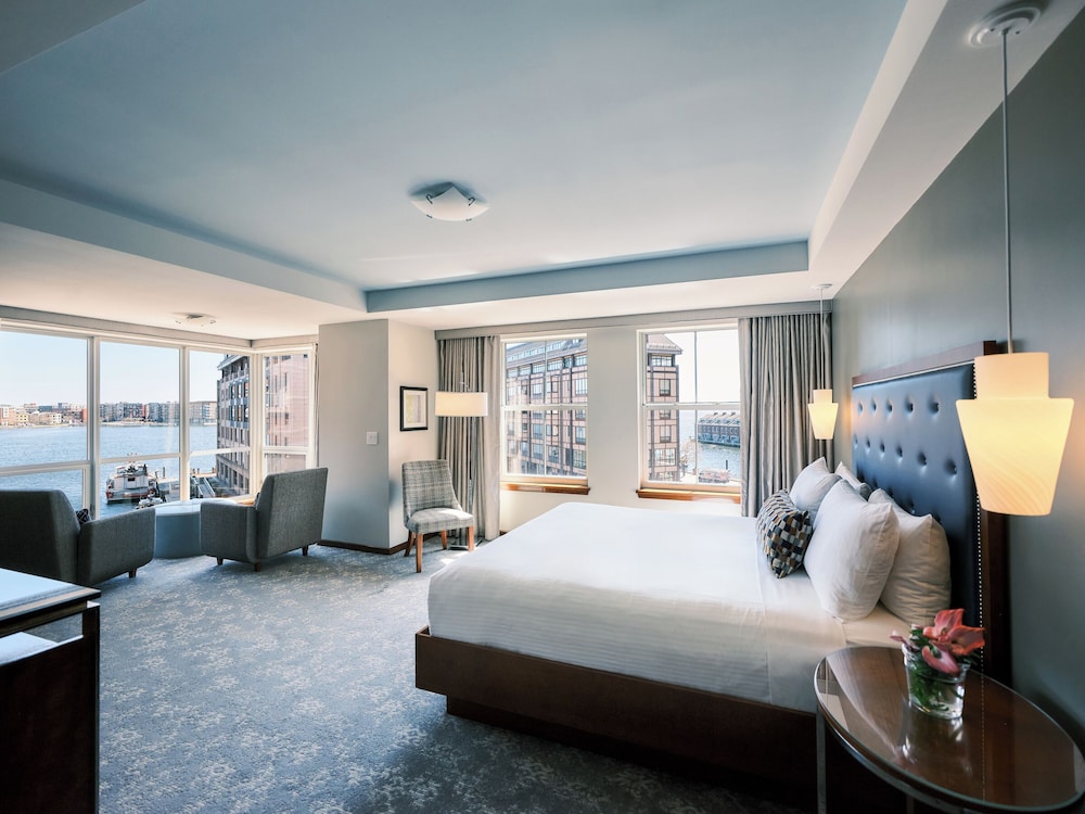 Battery Wharf Hotel, Boston Waterfront — Hotel rooms in Boston, Massachusetts