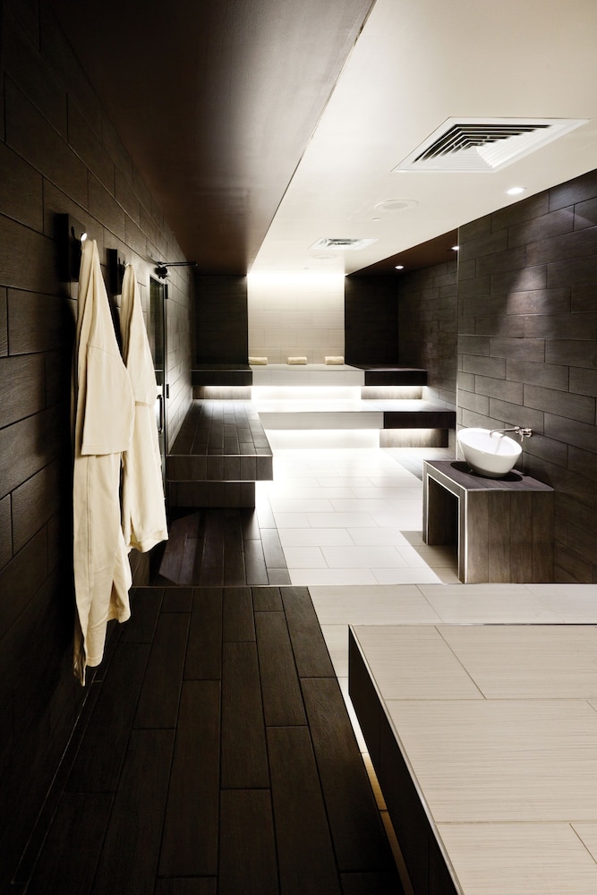 Battery Wharf Hotel, Boston Waterfront — Spa in Boston, Massachusetts