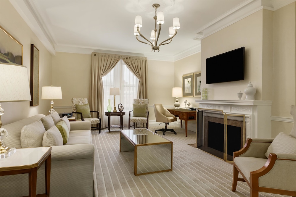 Fairmont Copley Plaza, Boston — Hotel rooms in Boston, Massachusetts