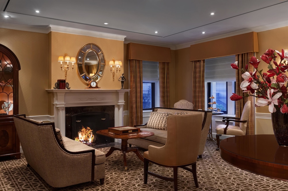 Fairmont Copley Plaza, Boston — Hotel rooms in Boston, Massachusetts
