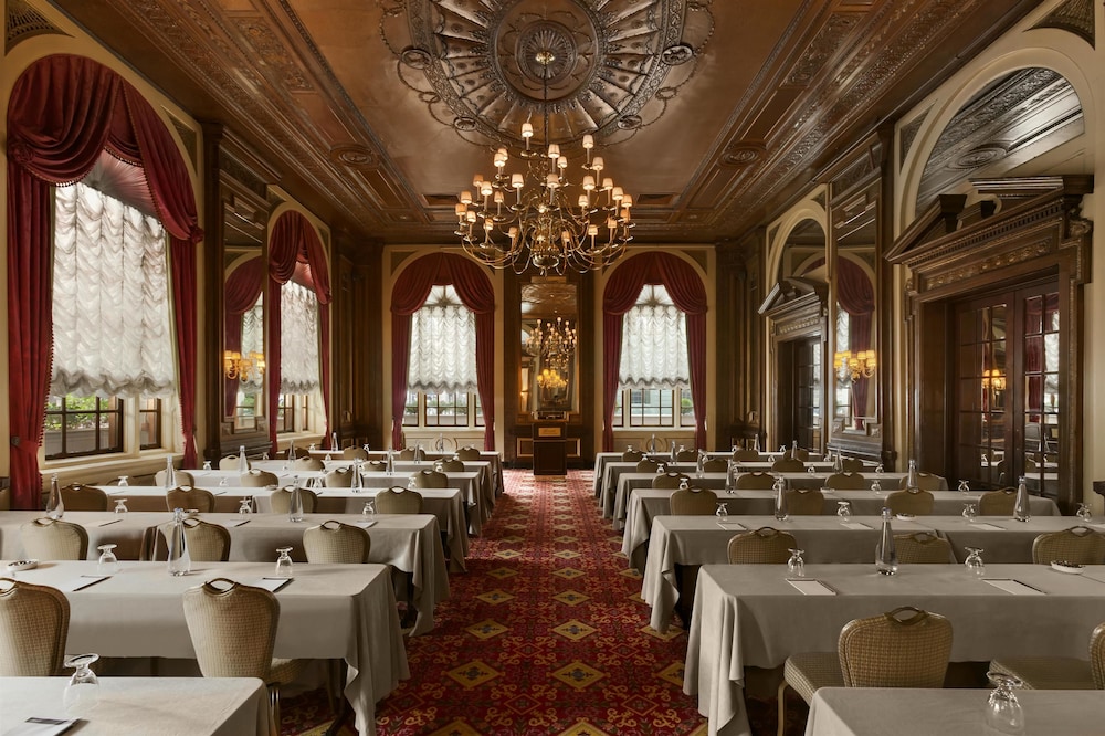 Fairmont Copley Plaza, Boston — Restaurant & bars in Boston, Massachusetts